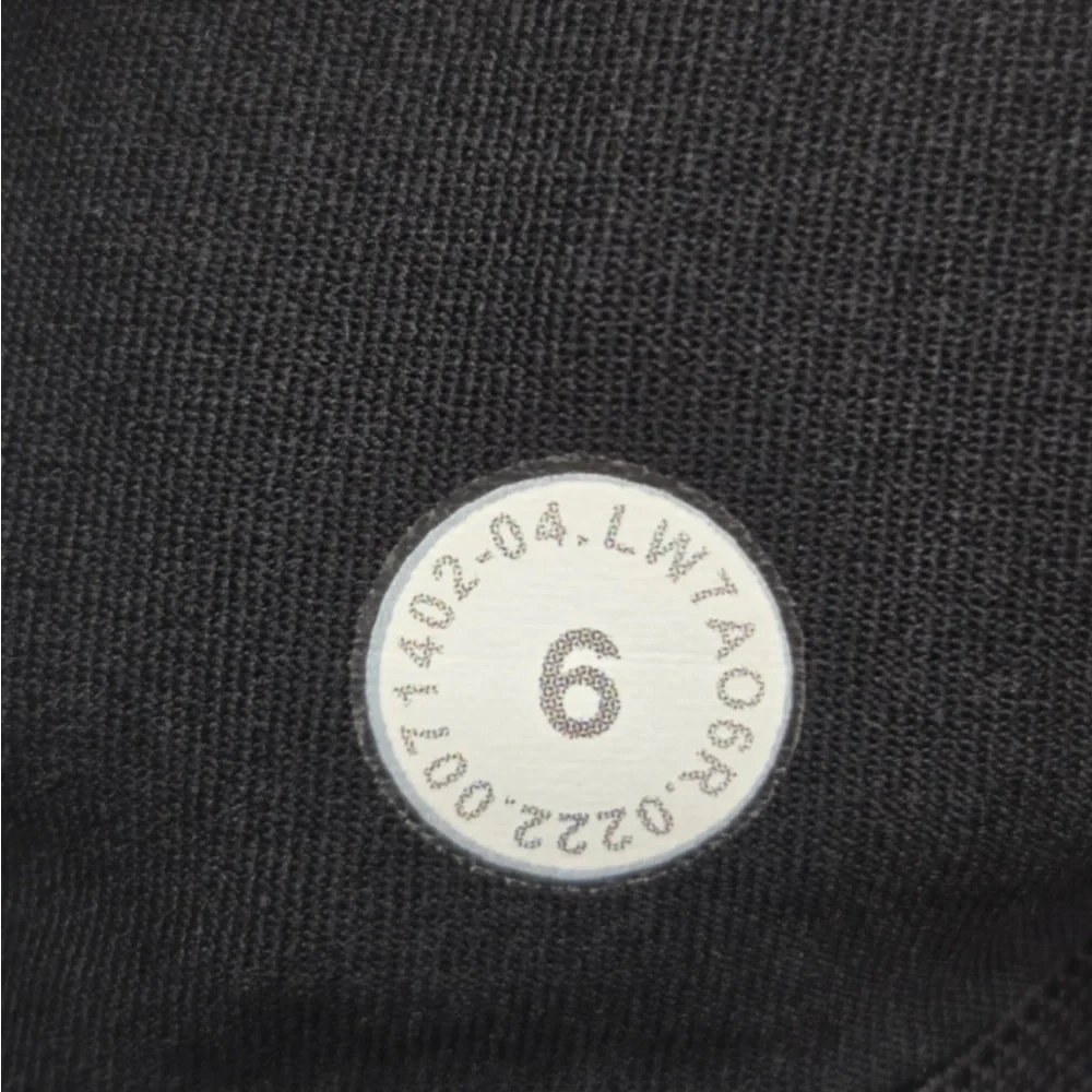 Lululemon Speed Up Short 2.5" Black Size 6 - Picture 4 of 9